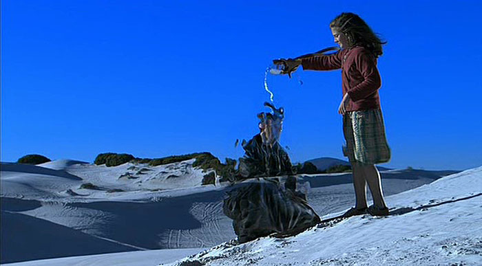 Charlie Jade S1E16 "The Shortening of The Way"